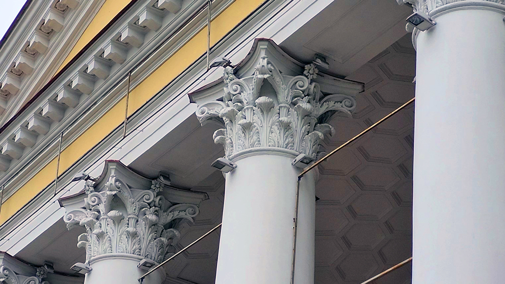 Калининградский областной драматический театр 6 Колонны драмтеатра