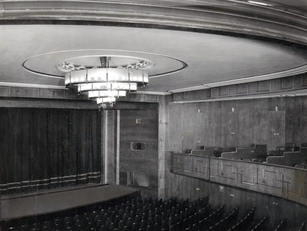 Калининградский областной драматический театр 3 Neues Luisentheater, внутренний интерьер