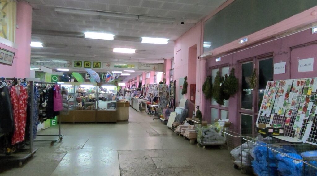 Универсам "Московский" в Калининграде: заповедник советской торговли 4 Универсам "Московский", правая часть