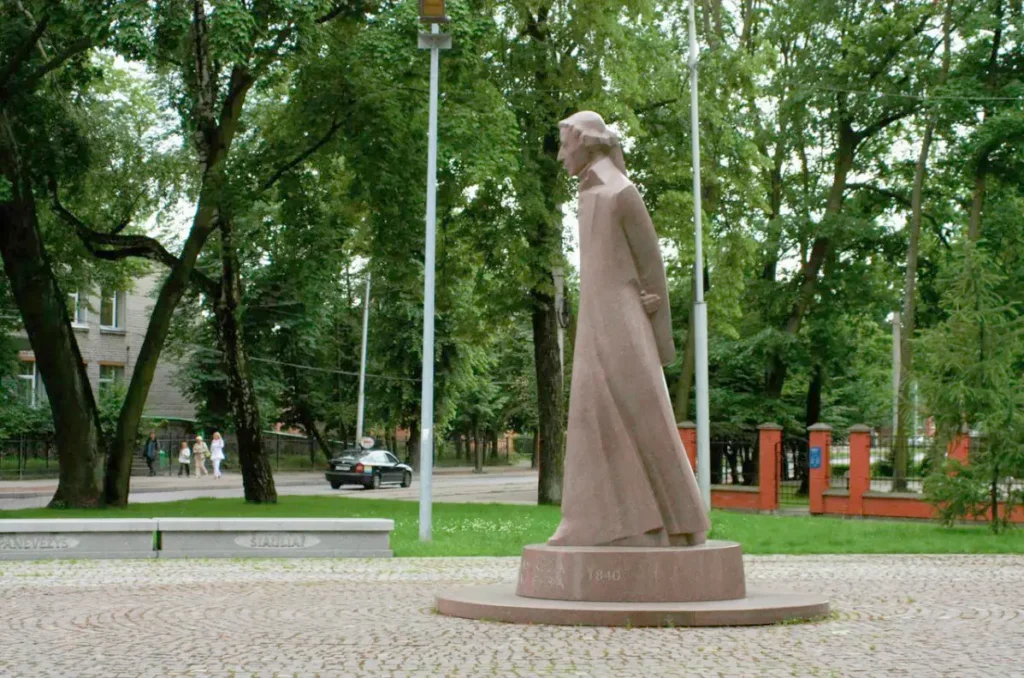 Людвигас Реза: 250 лет спустя — память жива 2 Памятник Людвигаса Реза в Калининграде