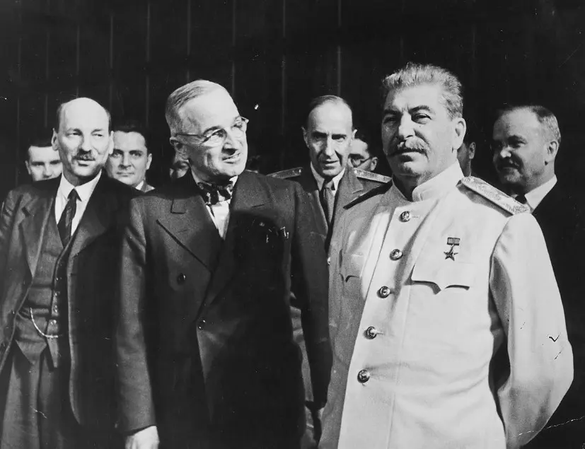 Сталин и Трумэн на Потсдамской конференции 1945 года