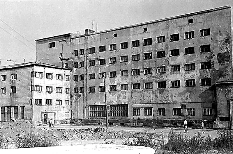 1970—1980, Семейное общежитие на улице Сергеева, 2