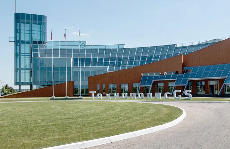 Почему Калининградская область не смогла собрать российские процессоры "Байкал"? 5 Завод в Гусеве (КАлининградская область). Фото rugrad