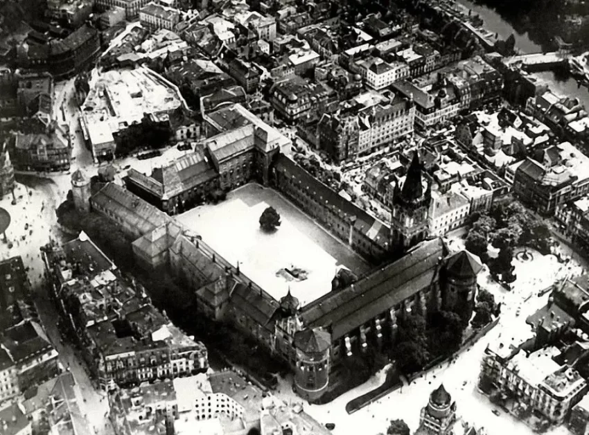 Королевский замок глазами первых переселенцев 2 Королевский замок сверху