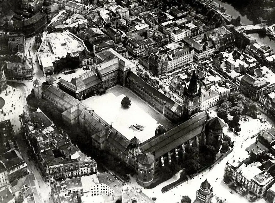 Королевский замок глазами первых переселенцев 7 Королевский замок, вид сверху