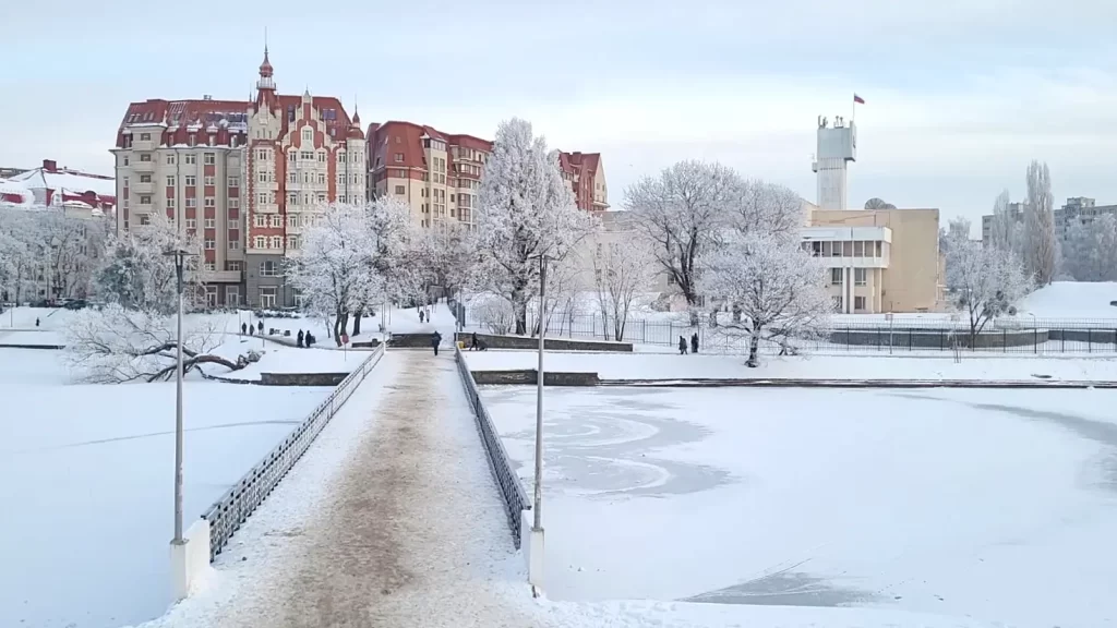 Нижнее озеро. Зимний вид